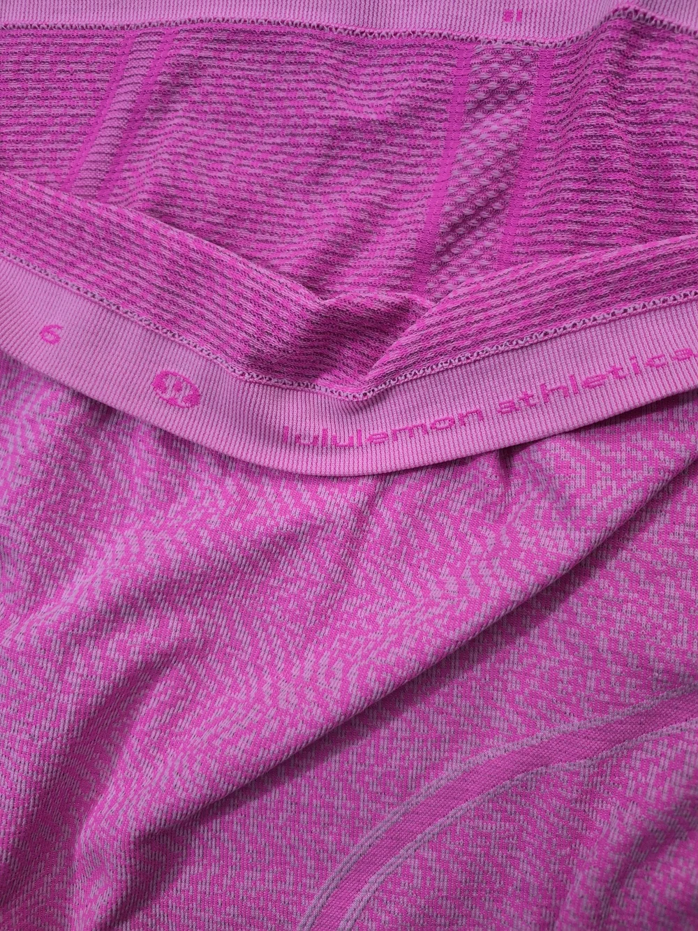 Lululemon Swiftly Tech Long Sleeve Crew Shirt pink Size 6